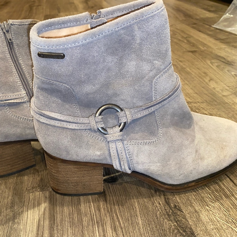 Bearpaw boots size 12